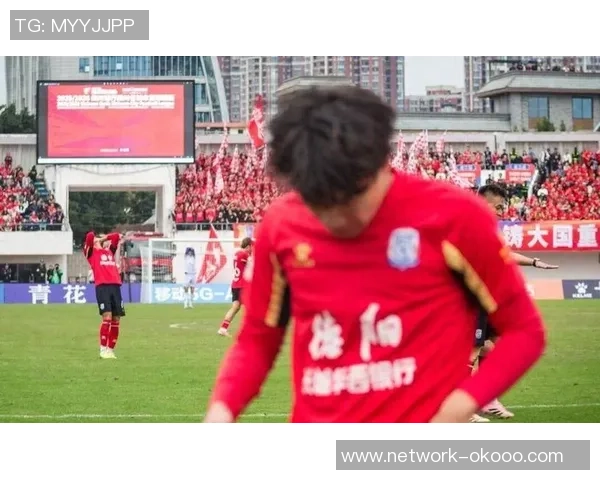 中甲联赛精彩对决梅州队迎战深圳队全力争胜展现足球魅力